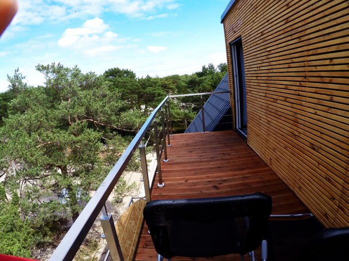 Apartament czteroosobowy z dużym tarasem i oddzielną sypialnią